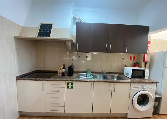 Almada Central Apartment