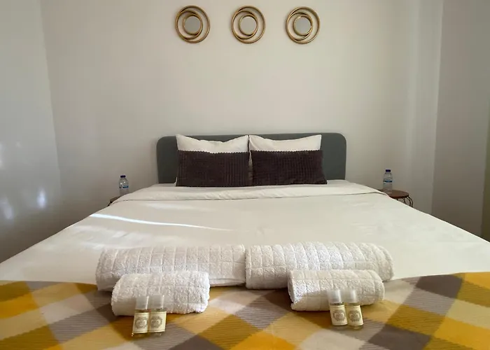 Almada Central Apartment